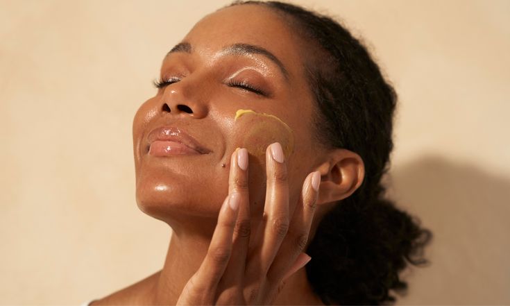 How to Build a Perfect Skincare Routine for Your Skin Type (Oily, Dry & Combination) Hydrating Cream Texture Skincare Aesthetic
